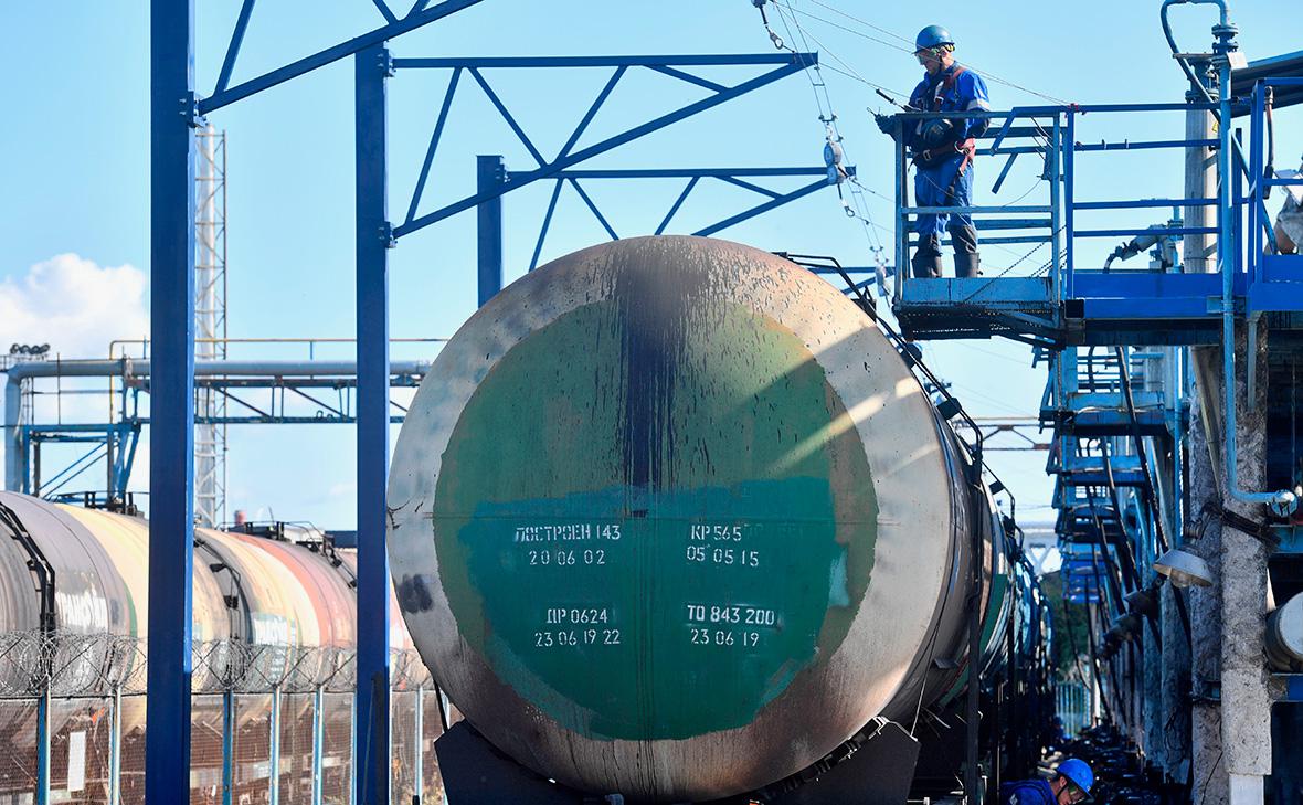 De regering verbiedt volledig de export van benzine per 1 april