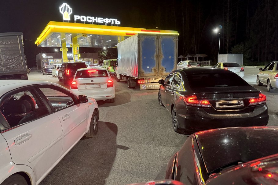Wat gebeurt er met de prijzen van benzine en diesel op tankstations? De mening van experts van "RG"